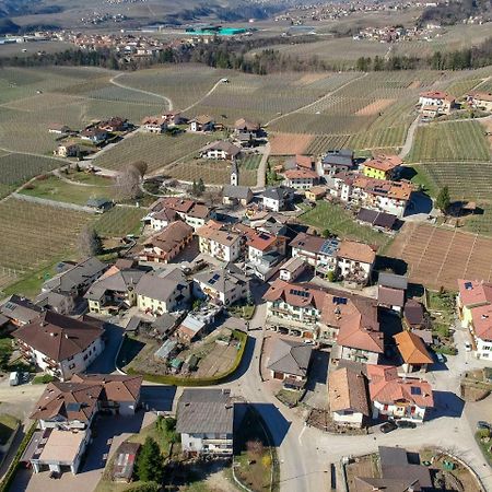 Agritur Piccolo Fiore B&B Taio Esterno foto