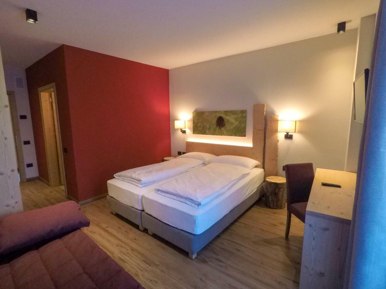 Agritur Piccolo Fiore B&B Taio Esterno foto